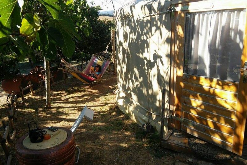 Luoghi insoliti: dormire in una yurta nella campagna toscana
